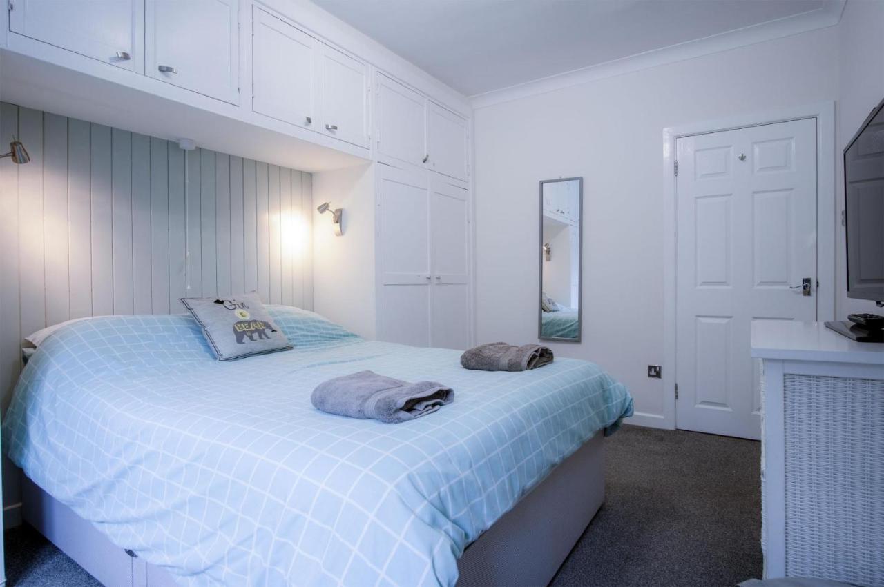 Glenvale - 2 Bedroom Apartment - Saundersfoot Exterior photo